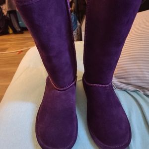 BearPaw warm boots size 8